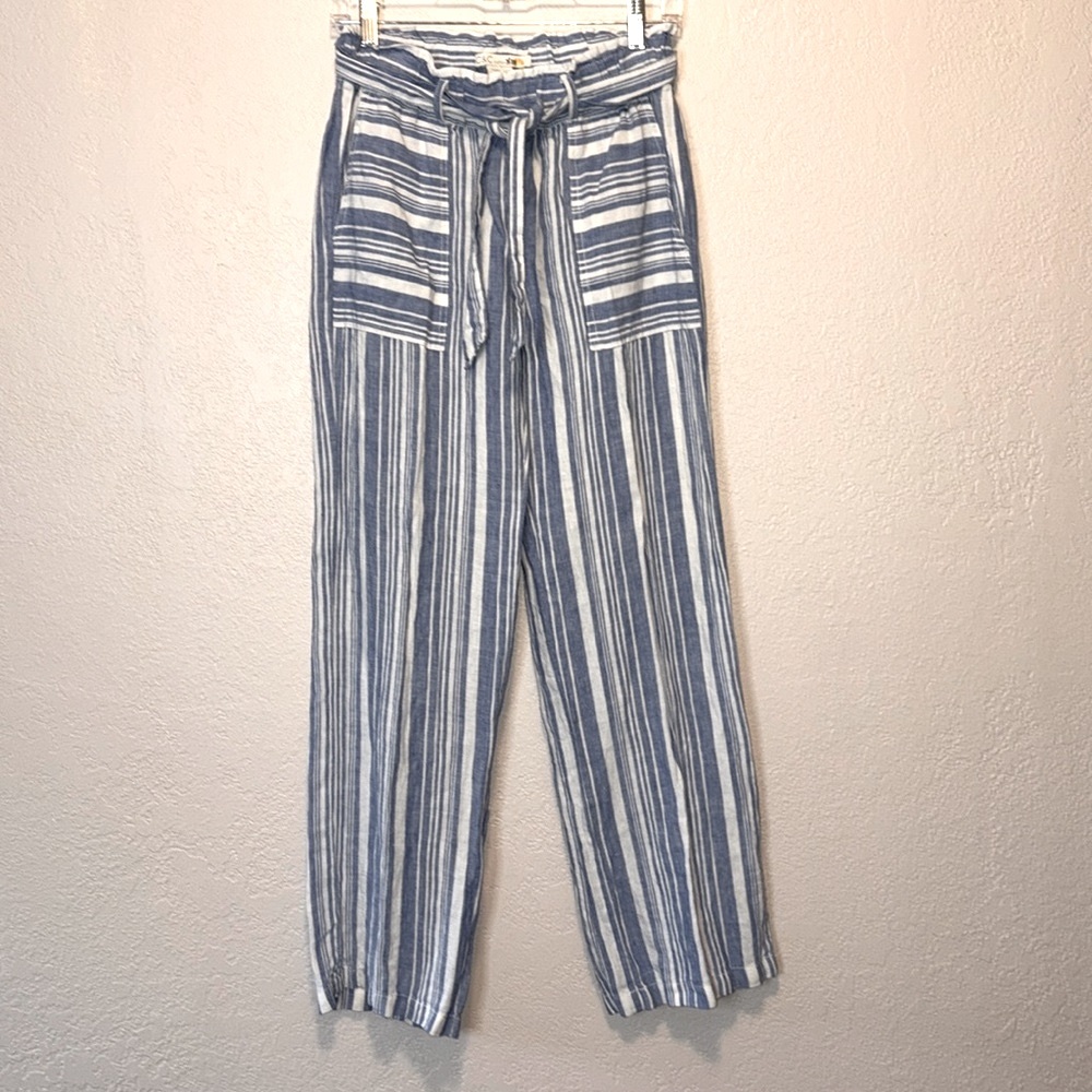 C&C California linen stripe pants size Small